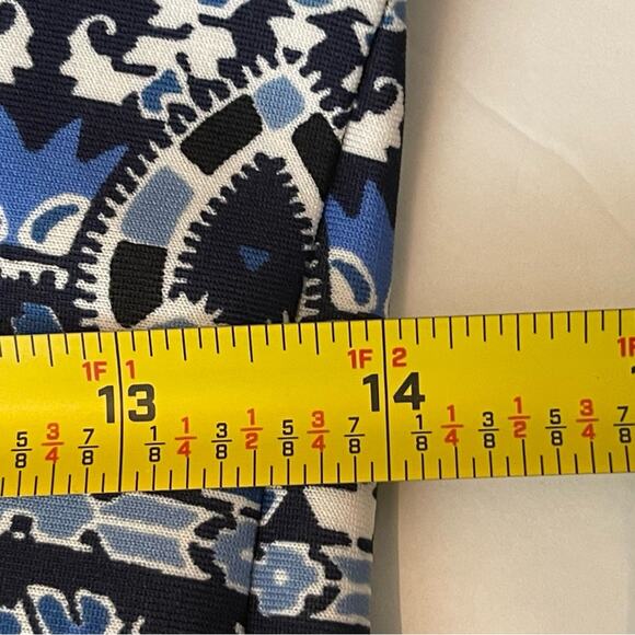 Vince Camuto Blue White Print Fit & Flare Party Date Night Dress NWOT Size 6 - Picture 13 of 14